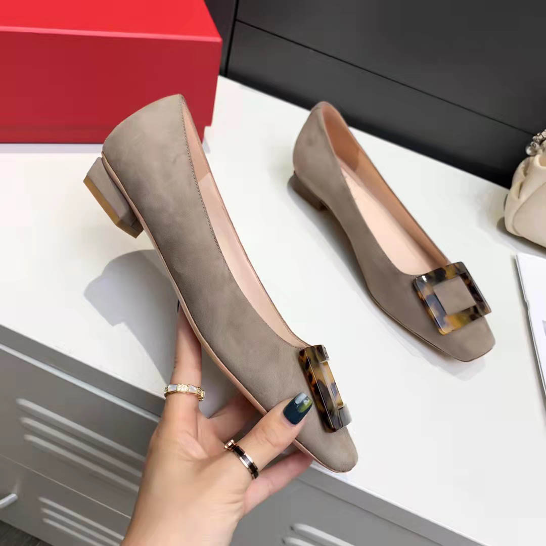 

Fashion lady designer top quality dress shoes high heel sandals thick heel boat shoes lazy, Muller shoelace box, Flat heel black