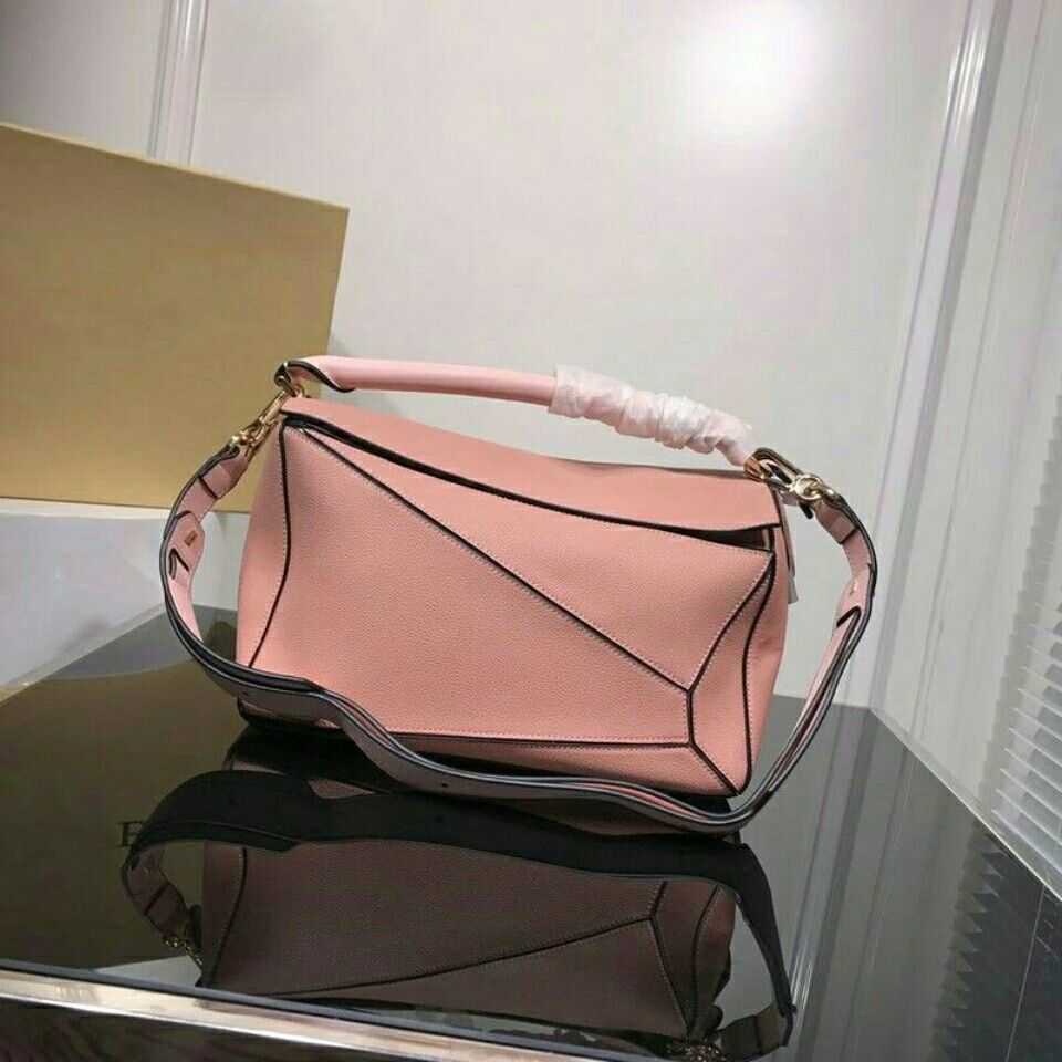 

large-capacity handbagslychee grain cowhide 20 new geometric puzzle women's one shoulder slant across hand pillow bag small 24cmdesigne