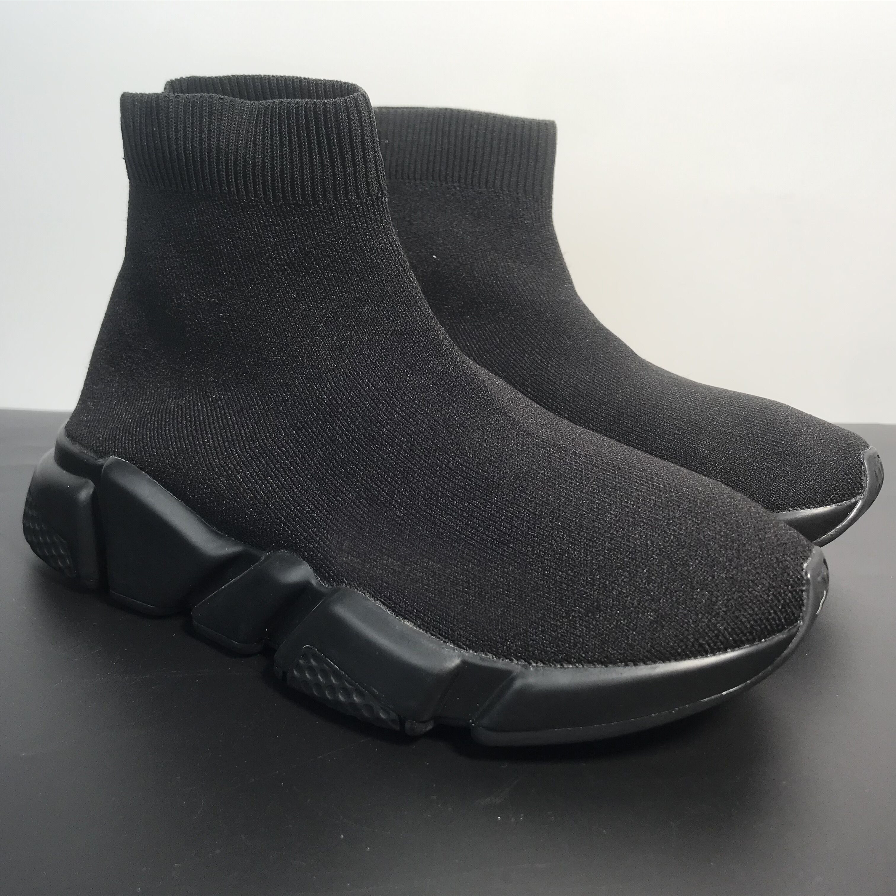 

2022 Socks Running Shoes For Men Women High Quality Speeds Runner Trainers Ankle Slip On Platform Sneakers Triple Black White Grey Paris Loafers Jogging Walking, Mx sand grey