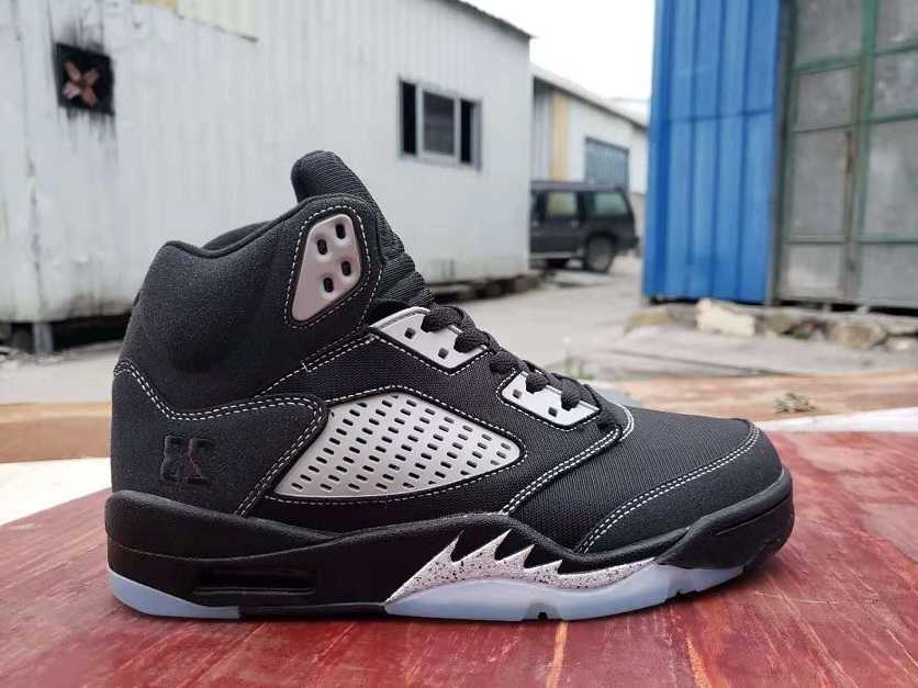 

Shoes 4 White Oreo Jubilee 25th Anniversary 11S Basketball 4s Black 5 Fire Red Silver Tongue 11 Space Jam Low Bred Sneaker