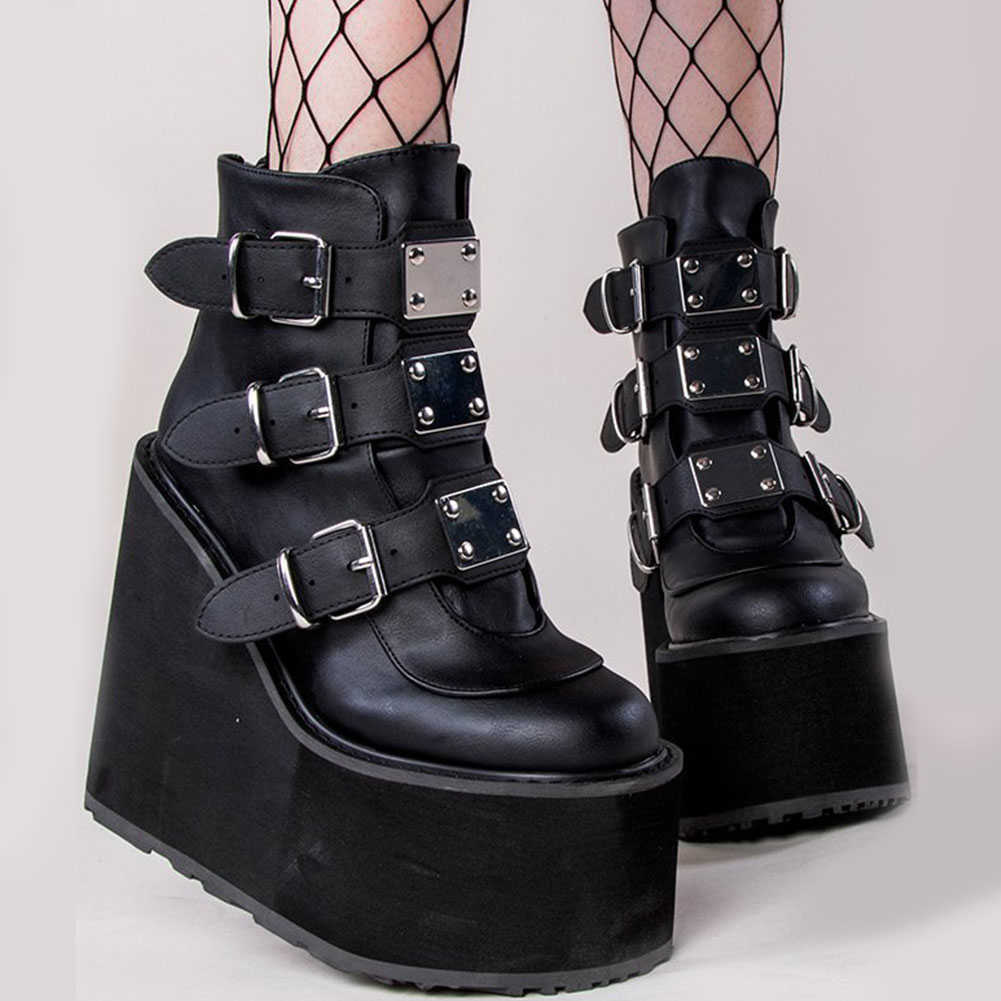 

2021 Punk Brand New INS Hot Platform High Heels Gothic Style Vampire Wedges Shoes Cosplay Fashion Motorcycles Ankle Boots Women Y0914, Black