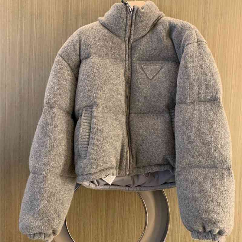 

Niche trend 20 autumn and winter new stand collar gray versatile bread short thickened long sleeve down jacket women, Black