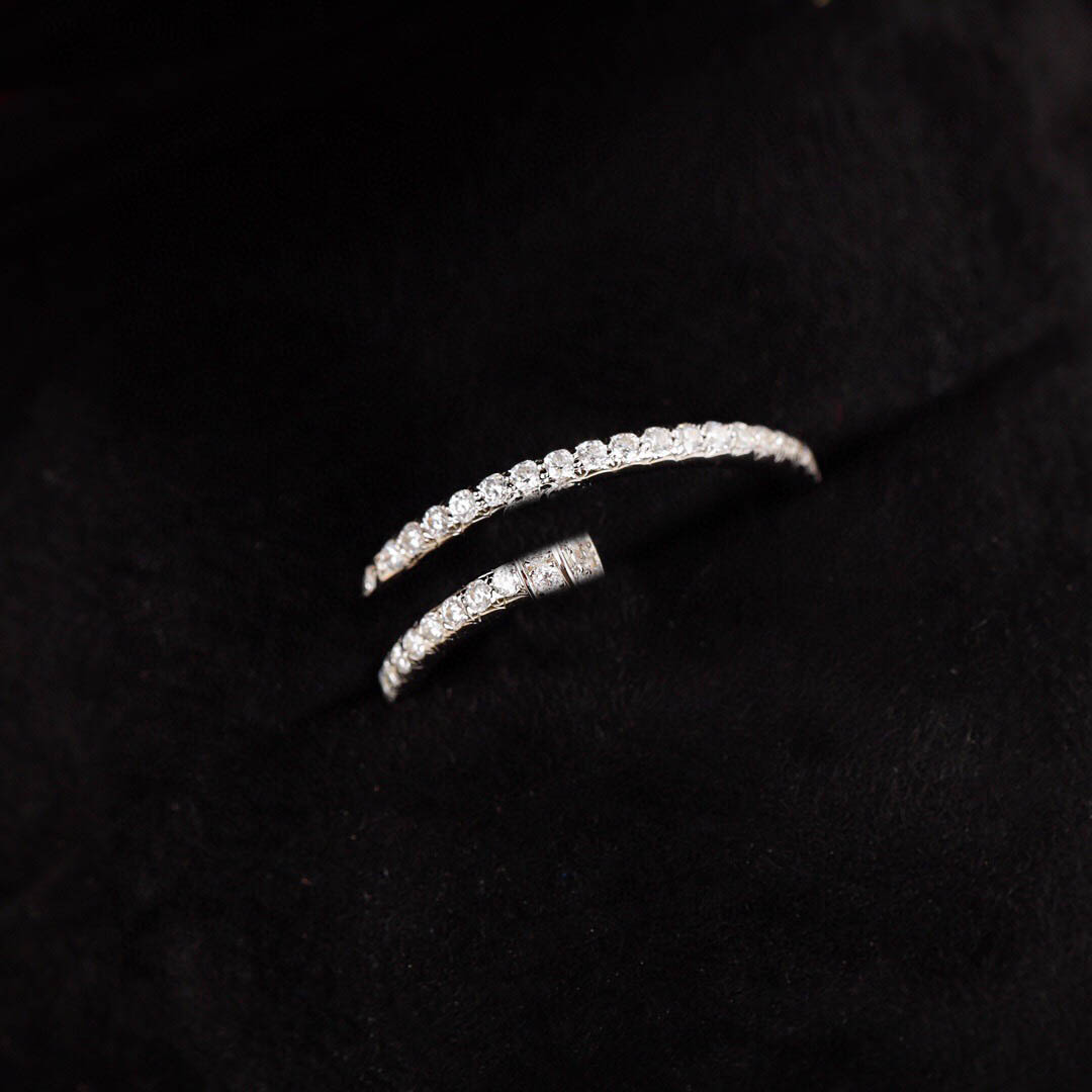 

V Gold Luxury quality charm punk band ring with all diamond in platinum color for women wedding jewelry gift have box stamp PS7347