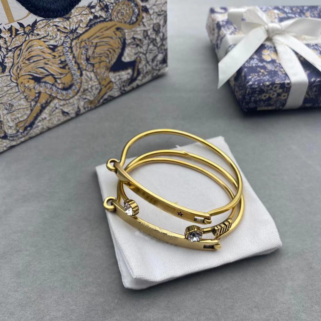 

Bangle Bracelets Brass Material Retro Avant-garde Beauty Mandatory Three Layer Ring Split Bracelet Fashion Jewelry Fast Delivery