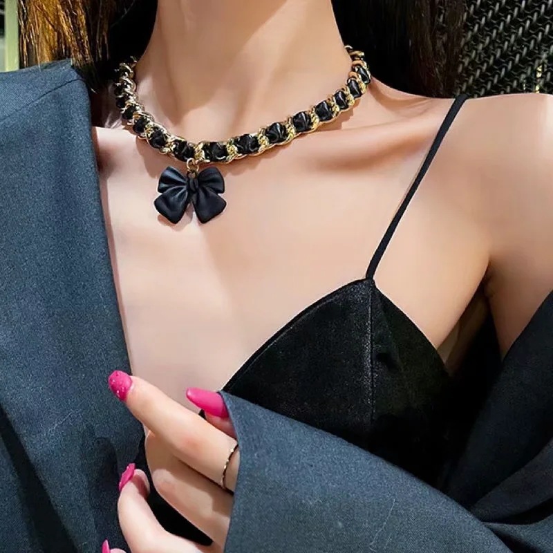 Bowknot Short Chokers Interspersed with Leather Rope Wide Chain Fashionable Accessories Jewelry Necklace-image-400395846