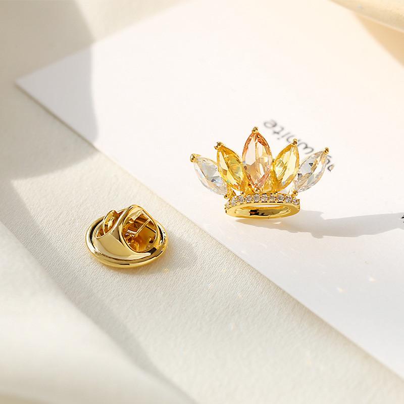 

Pins, Brooches Cute Mini Yellow Crystal Crown For Women Accesorios Mujer,fashion Zirconia Broche Femme Bijoux Shirt Pins Metal Jewelry