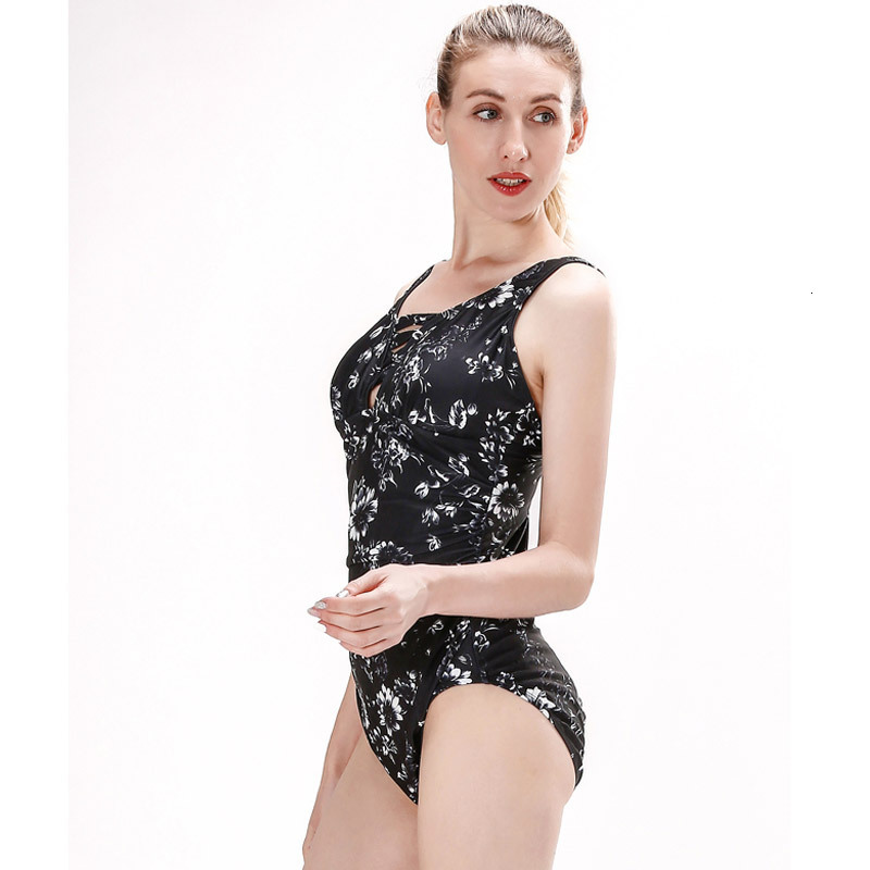 One Piece 2021 Women&#039;s Broken Color Sexy Small Chest Gathered Bikini Open Back Swimsuit-image-674182632