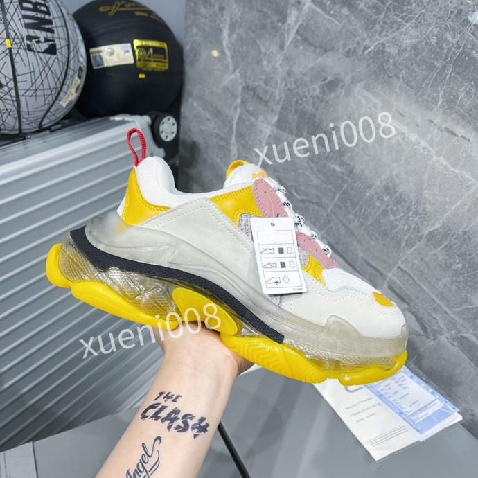 

2021 classic designer sneakers luxury men women 36-40 sneaker sport shoes hand-polished and used oldUltrapace series sports yx211010, White