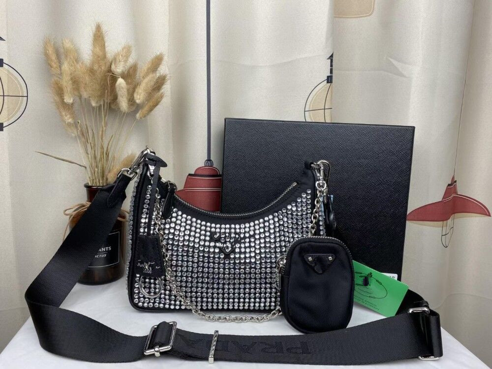 

Shining hobo for women shoulder bag Chest pack lady Tote chains handbags presbyopic purse messenger, Customize