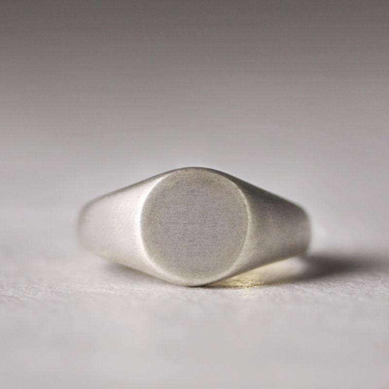 

Cluster Rings Silver Japanese Original Jewelry Cold Wind Light Luxury Retro Opening Adjustable Smooth Face Round Men's Ring