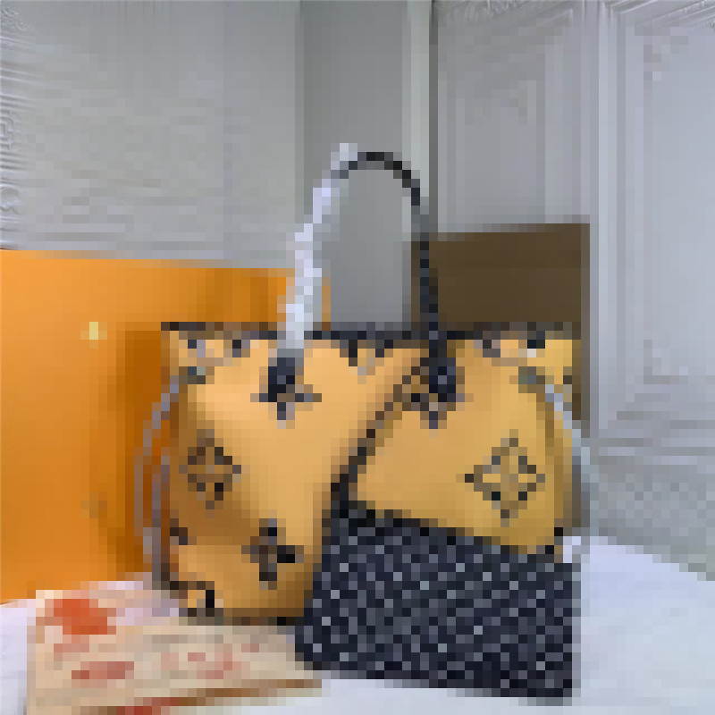 

Designers Handbags Purses Louis bags Vitton MM Tote Bag Pouch Jungle Giant M44716 Auth Size: 32x 29x 17