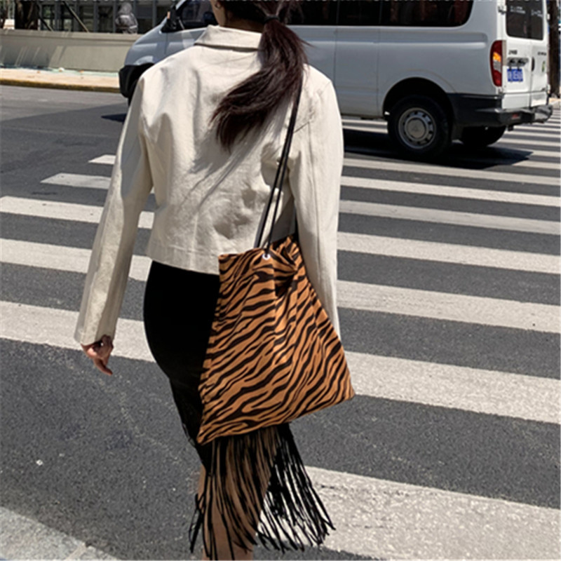 

Women's Retro Handbag INS Leopord Pattern Simple Versatile Cloth Bag Students Shoulder Bag Crossbody Bags Handbags For Female C0326