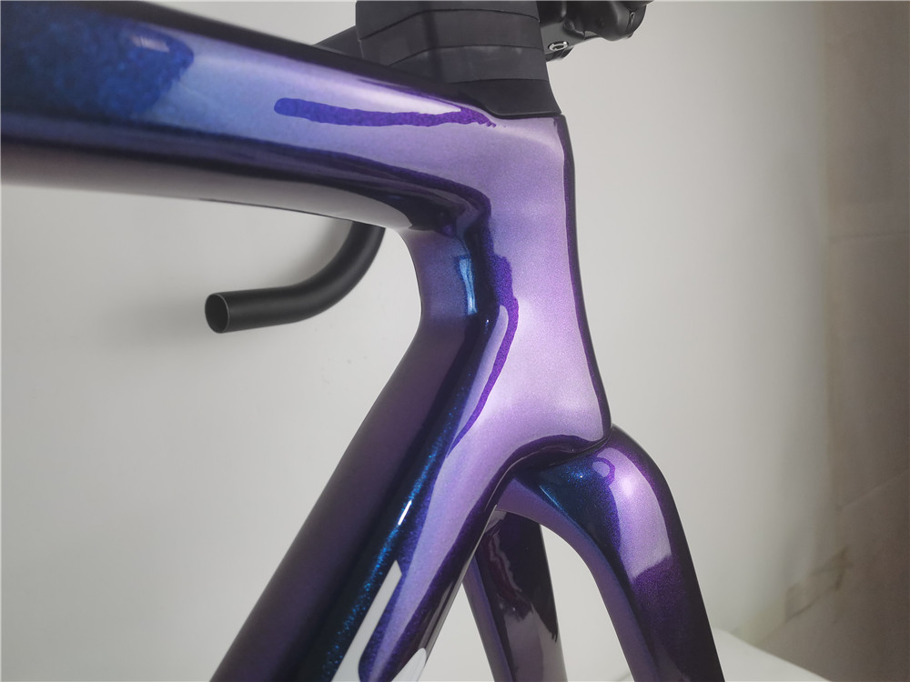 

2021 road bicyle carbon frame suitable for Di2 group 12x142mm thru-axle flat-mount disc 700C bicycle frameset can DPD XDB ship, Red