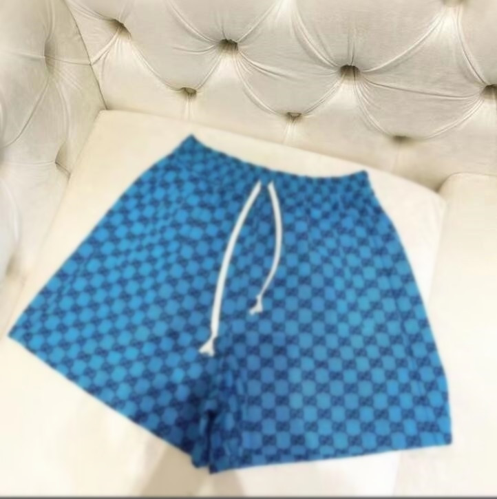 

2021 color shorts classic letter interweaving pattern all-match 422, White;black