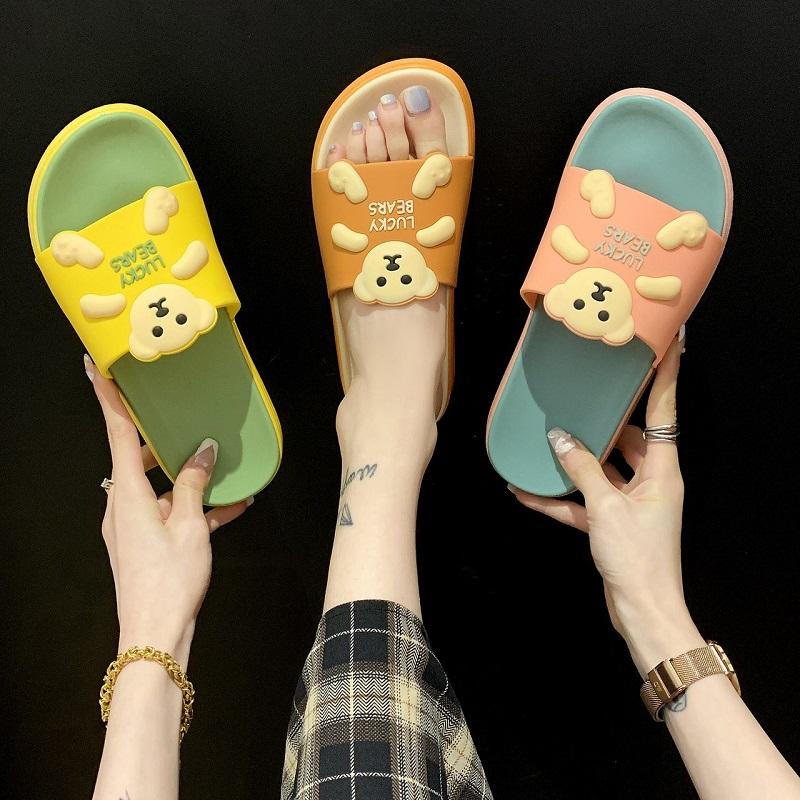 

Shoes Woman 2021 Slippers For Swimming Pool Low Luxury Slides Beach Massage Rubber Flat Designer PU Rome Fashion Home Slippe, Black