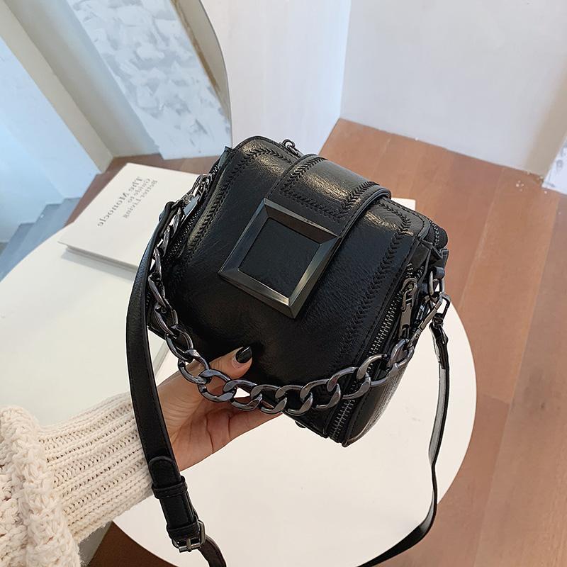 

Evening Bags Leather Retro Chains Hasp Shoulder For Women 2021 Small Delicate Bucket Female Crossbody Handbag Sac Epaule