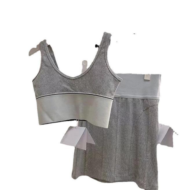 

Women's tracksuits Two Piece Dress Designer Cotton Yoga Suit Sportwear Fitness Sports 2PCS bra Mini Skirts outfits solid Tanks Top Shorts Golf Tennis Vintage, Extra shipping