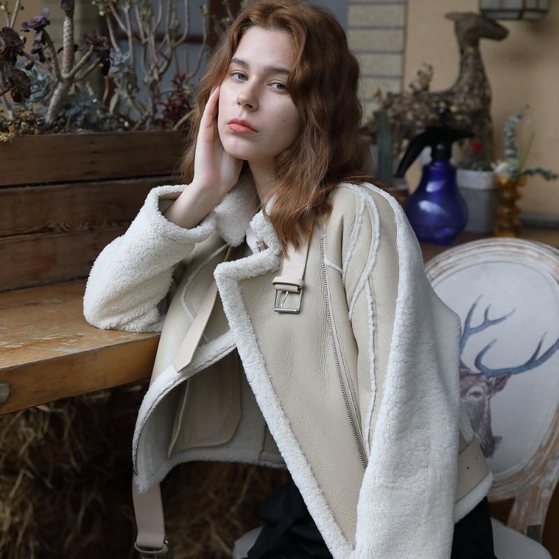 

Women's Fur & Faux Woman Winter Fashion Shearling Short Jacket Double Faced Locomotive Warm Coat Genuine Sheepskin Cool Moto, Light beige