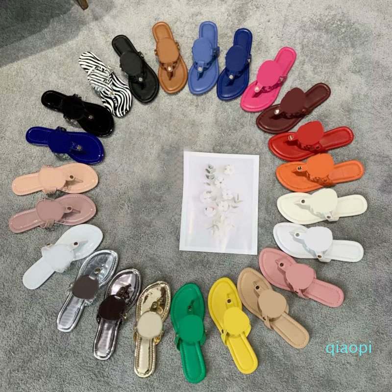 

Designer Women Sandals Hollow out logo Flat Slippers Sandal Studded Girl Shoes Jelly Platform Slides Lady Flip Flops