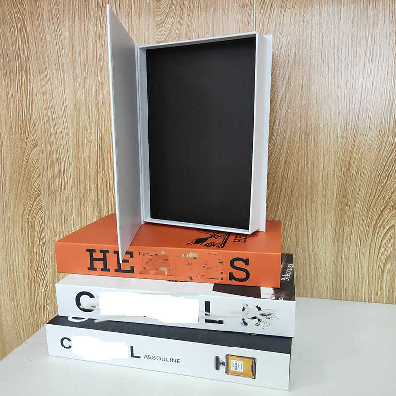 

Fashion Openable Fake Books Decoration For Home Decorative Books Modern Simulation Luxury Storage Box Decor Club Hotel Model Y0603