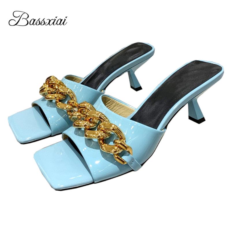 

Metal Chains Decor Runway Mules Girls Lady Sexy Kitten Heel Square Toe Patent Leather Slingbacks Concise Sandals Women Summer Dress Shoes, Black