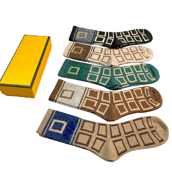 men socks unisex women casual 4 style 5PCS with box classic letter pattern man woman casual sock-image-747583188