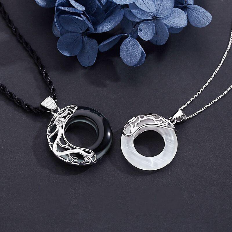 

Pendant Necklaces Lotus Pond Moonlight Couple Creative Ancient Dragon And Phoenix Necklace Romantic Birthday Valentine's Day Gift Jewelry