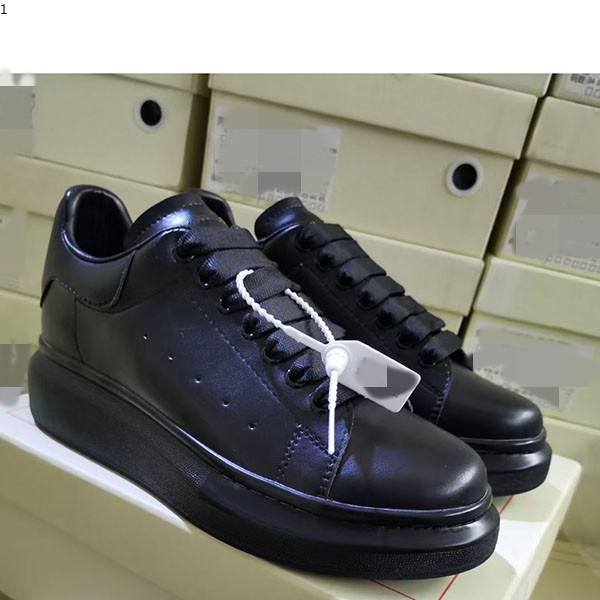 

Season Top Quality Casual Shoes Fashion Womens Mens Leather Lace Up Gray Black Blue Red Velet Platform Oversized Sole Sneakers ,mk006