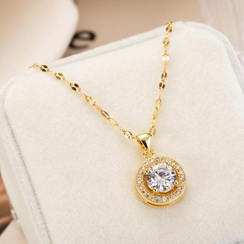 

Pendant Necklaces 2021 Luxury Romantic Crystal Inlaid Round Zircon Women Necklace Ladies Stainless Steel Jewelry Female Clavicle Chain