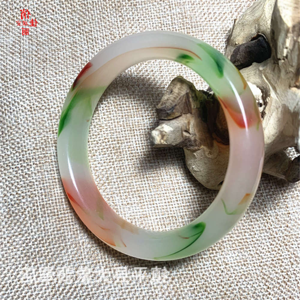 

Hand catenary Synthetic material three seven color high imitation glass bracelet pendant jade gift jewelry, Golden;silver