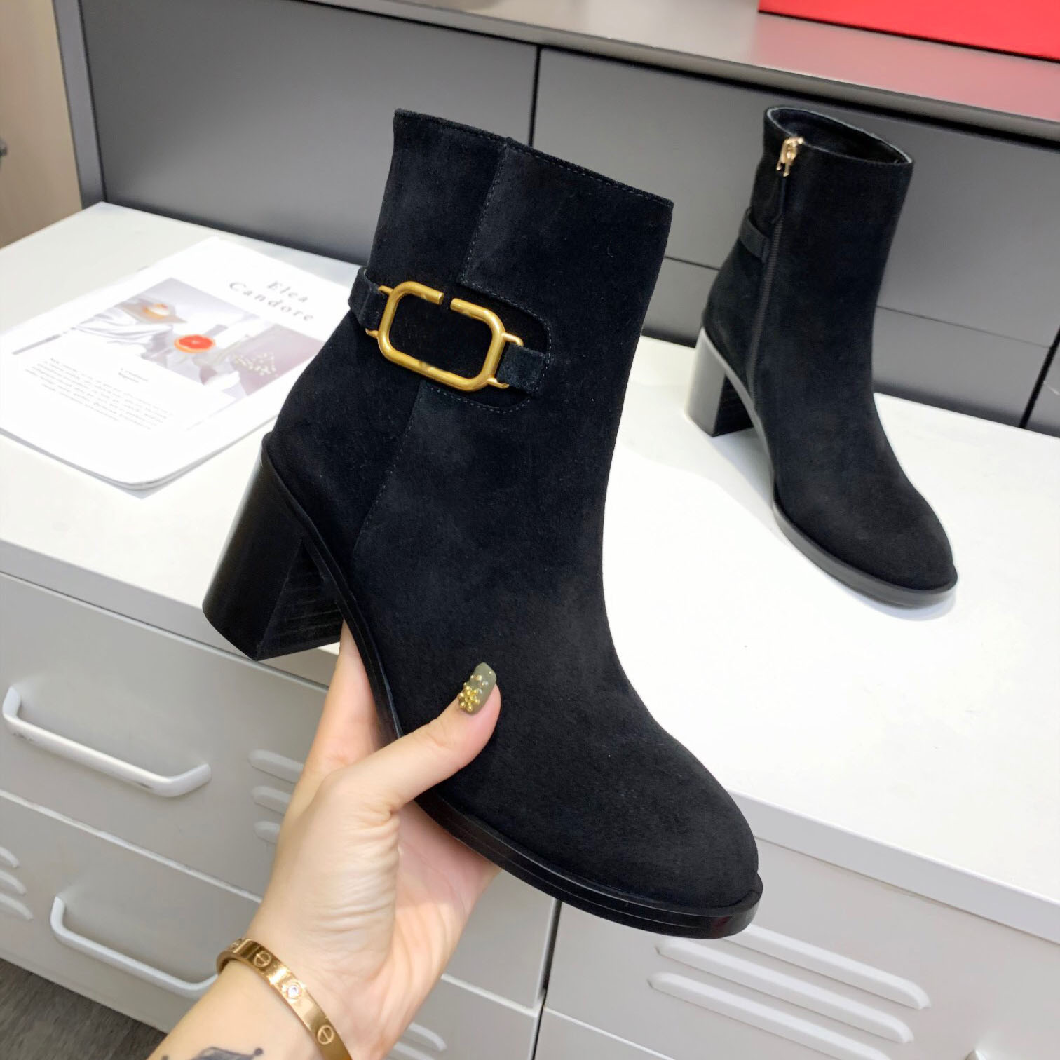 

2021 women 6.5cm high heel knee boots fashion autumn winter rivet platform ankle boot top designer luxurys ladies thick bottom warm half booty size 35-41