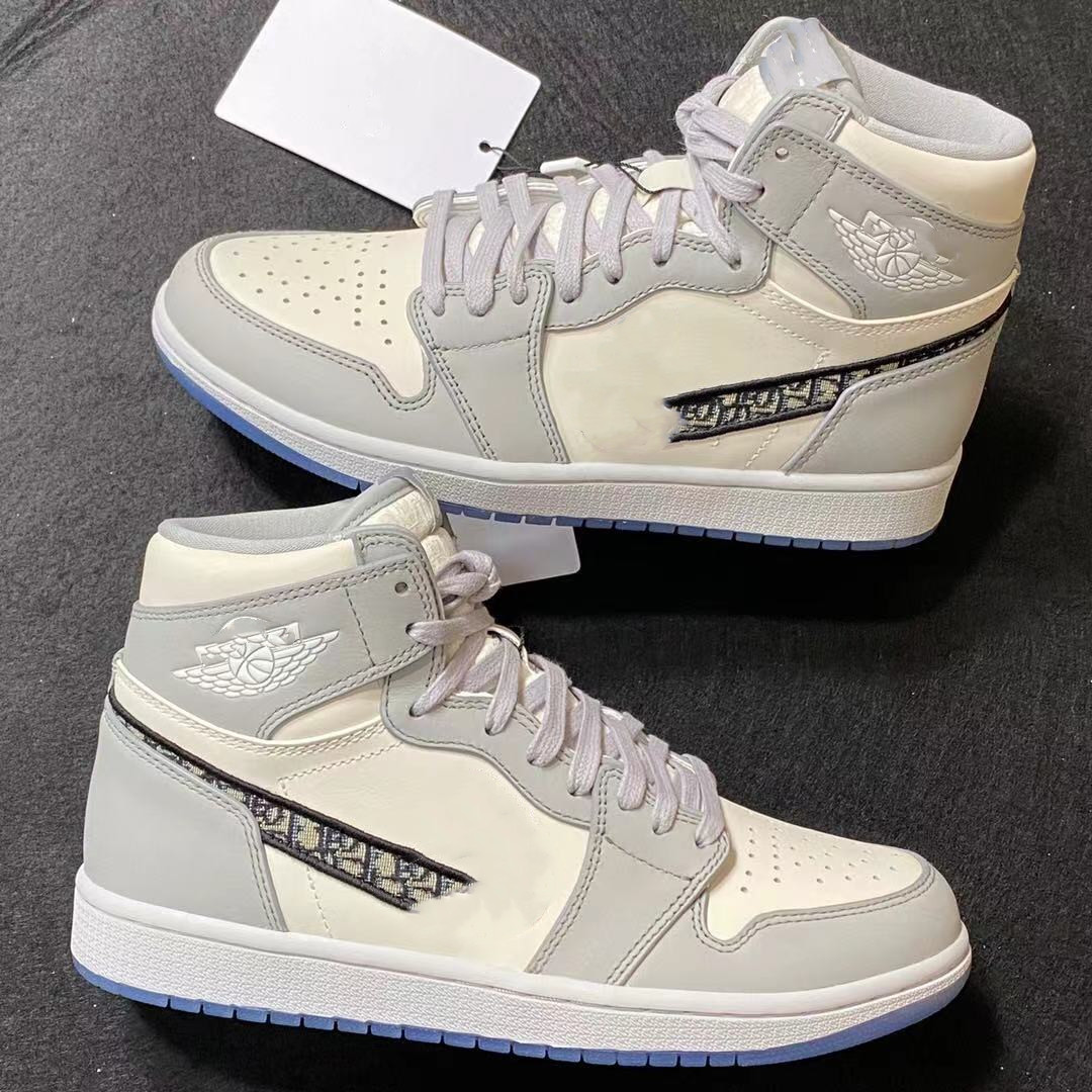 

wholesaler j1 basketball shoe men athletic shoes high sneakers with box cn8607-002