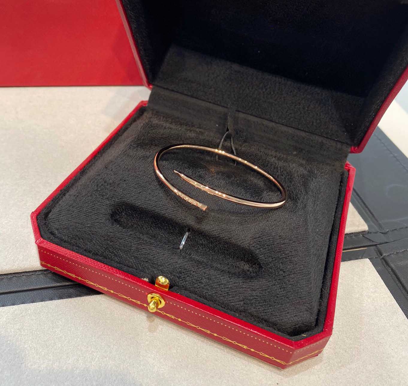 

2022 Luxury quality Classic Excellent thin bangle style charm bracelet with no diamond opened Designer jewelry Bijoux For Lady Famous Wedding Party have Box PS3008