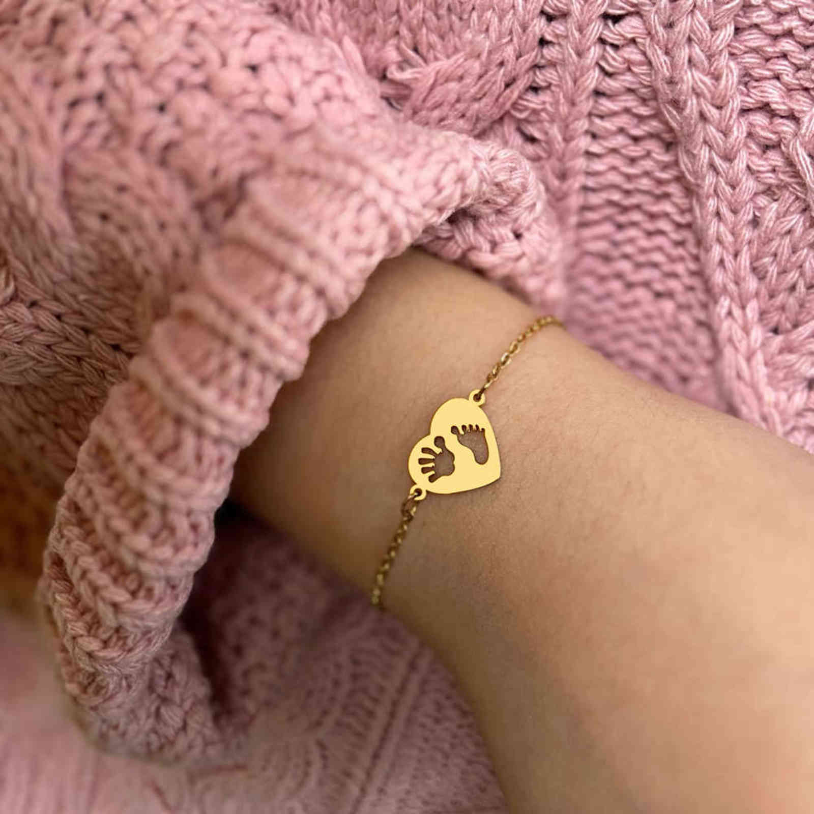 

Stainless Steel Bracelets Baby Handprints Footprints Fashion Chain Charm Bracelet for Women Jewelry Party Friend Gift