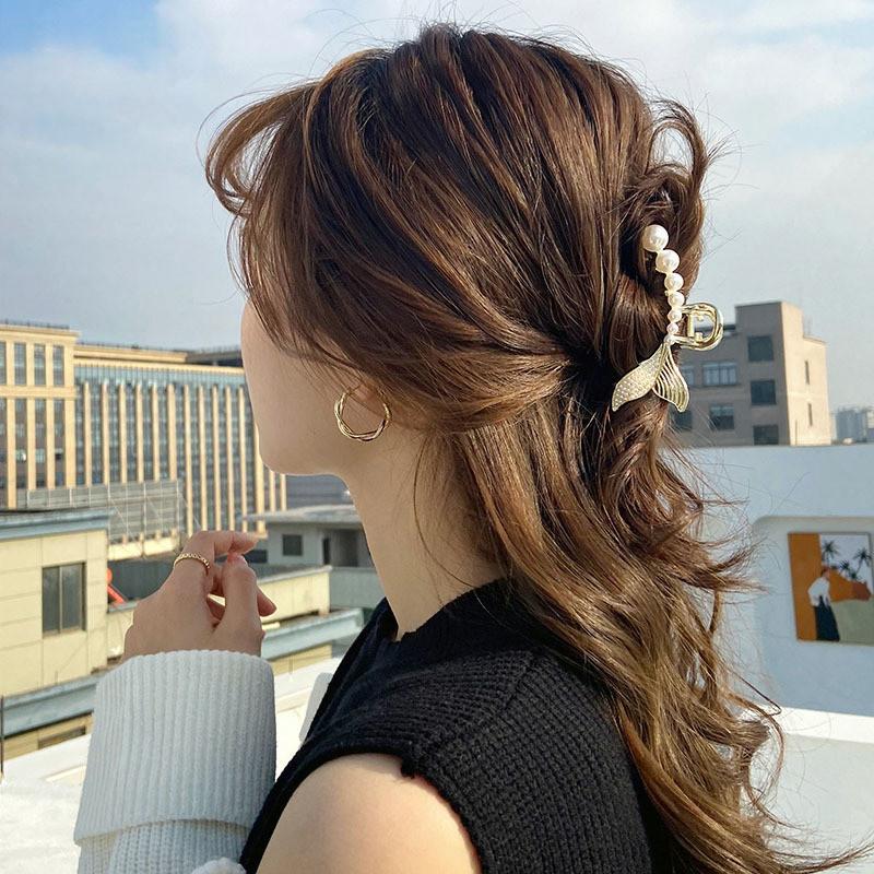 

Hair Accessories Luxury Fishtail Imitation Pearl For Women Korean Elegant Metal Crab Clips Girl Fashion Headwear
