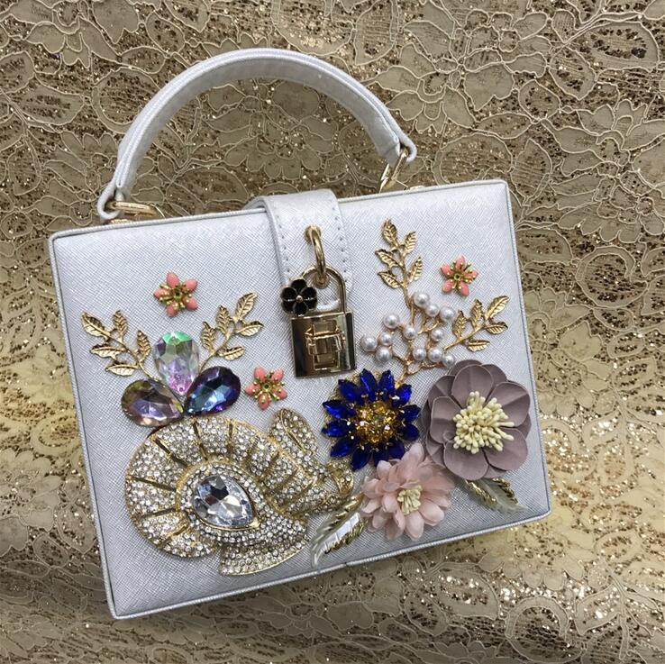

Factory wholesale women leather shoulder bags luxury beautiful flower Pearl handbag sweet and lovely carved chain bag wedding banquet dress dinner handbags, Silver(boutique box)