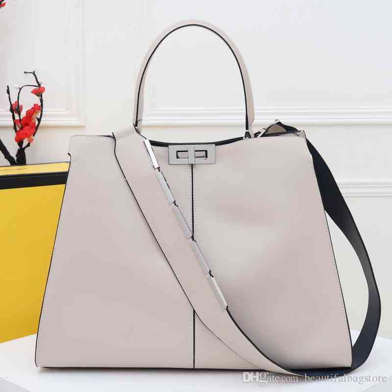 

Handbags Fend Designer Metal Letter Shoulder Strap Messenger Bag Designer Large Capacity High Quality Multicolor Handbag I193