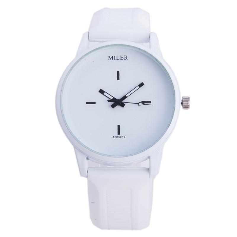 

Wristwatches High Quality White&Black Dial Silicone Watches Women Men Students Dress Quartz Wristwatch A503902