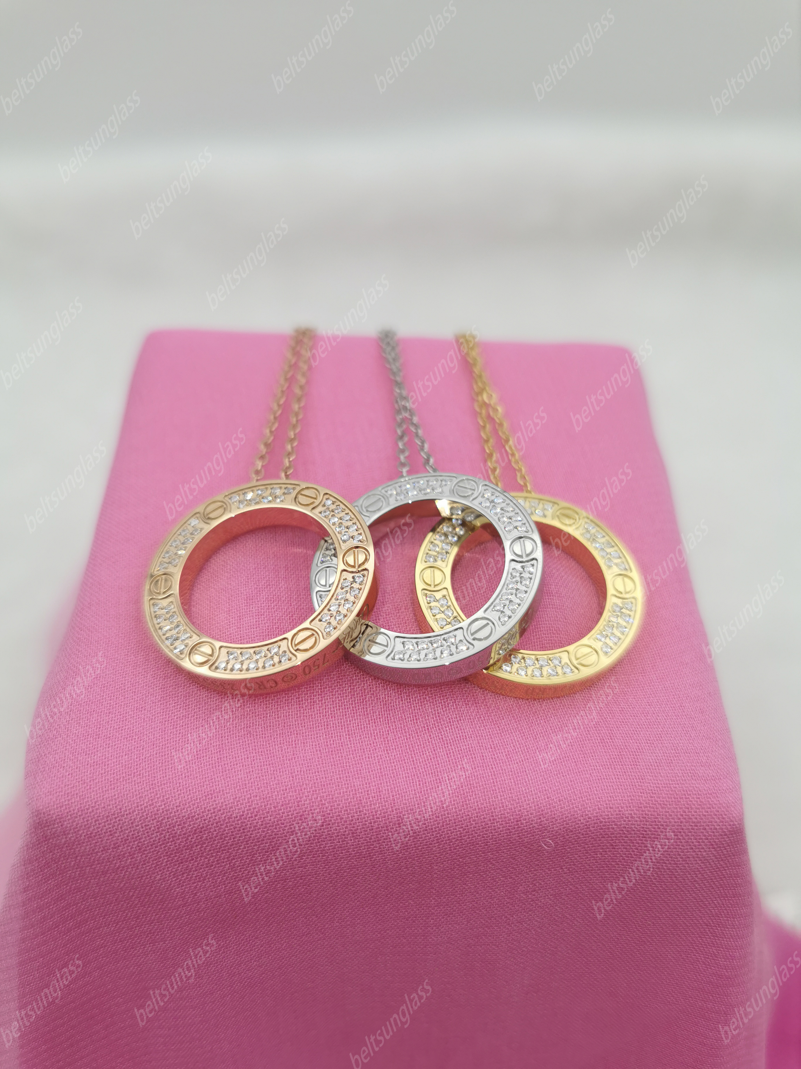 

Fashion luxury Love Necklace multi-style diamond studded round pendant gift designer Necklaces With Branded Case Rings Bracelet jewelry comp, Silver