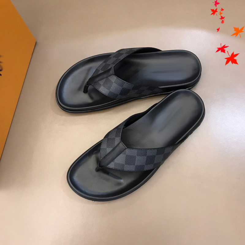 

2021 Designer luxurys slippers men sandals fashion beach shoes flip flops flat non-slip classical hole slipper with box size 39-45 -G254, Black