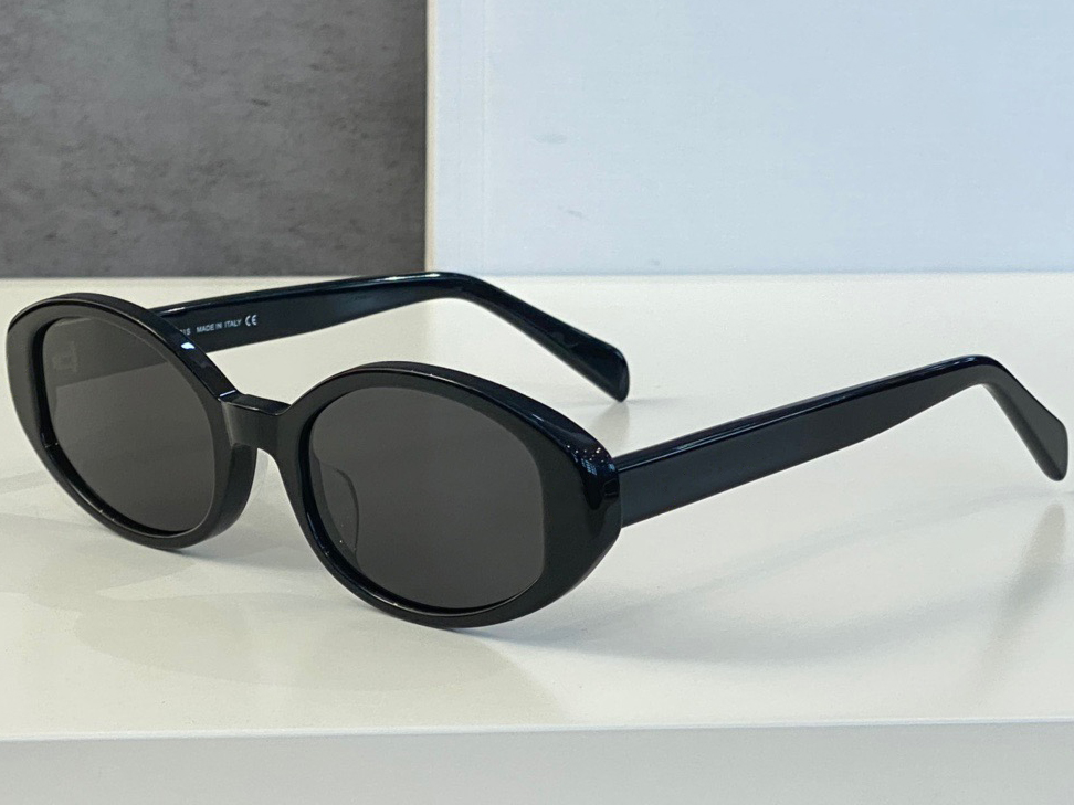 

Summer Sunglasses For Women 4S212 style Anti-Ultraviolet Retro Plate Full Small Frame Special design Eyeglasses Random Box