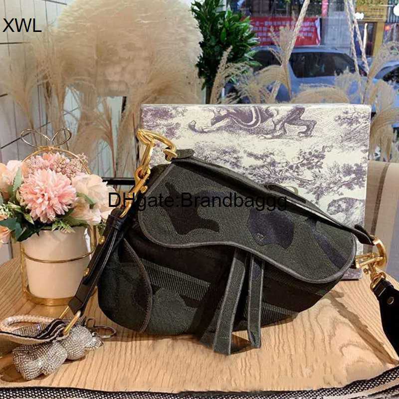 

2020 Fashion Women Designer Classic Ladies Shoulder Bag Crossbody Bag High Quality Genuine Leather Messenger Bag Saddle Bags Letter Handbag