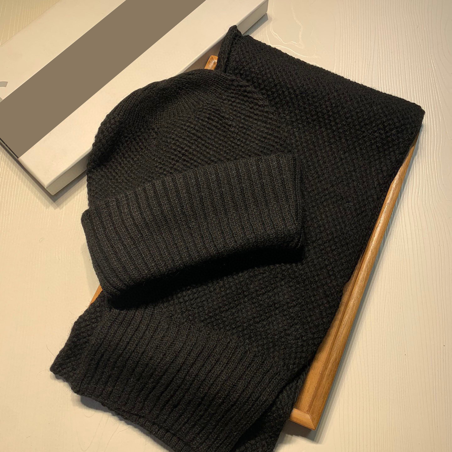 

Designers beanie scarf suit luxurys winter hat Men's and women's fashion leisure designer beanies knitted wool warm caps outdoors, Blue;gray