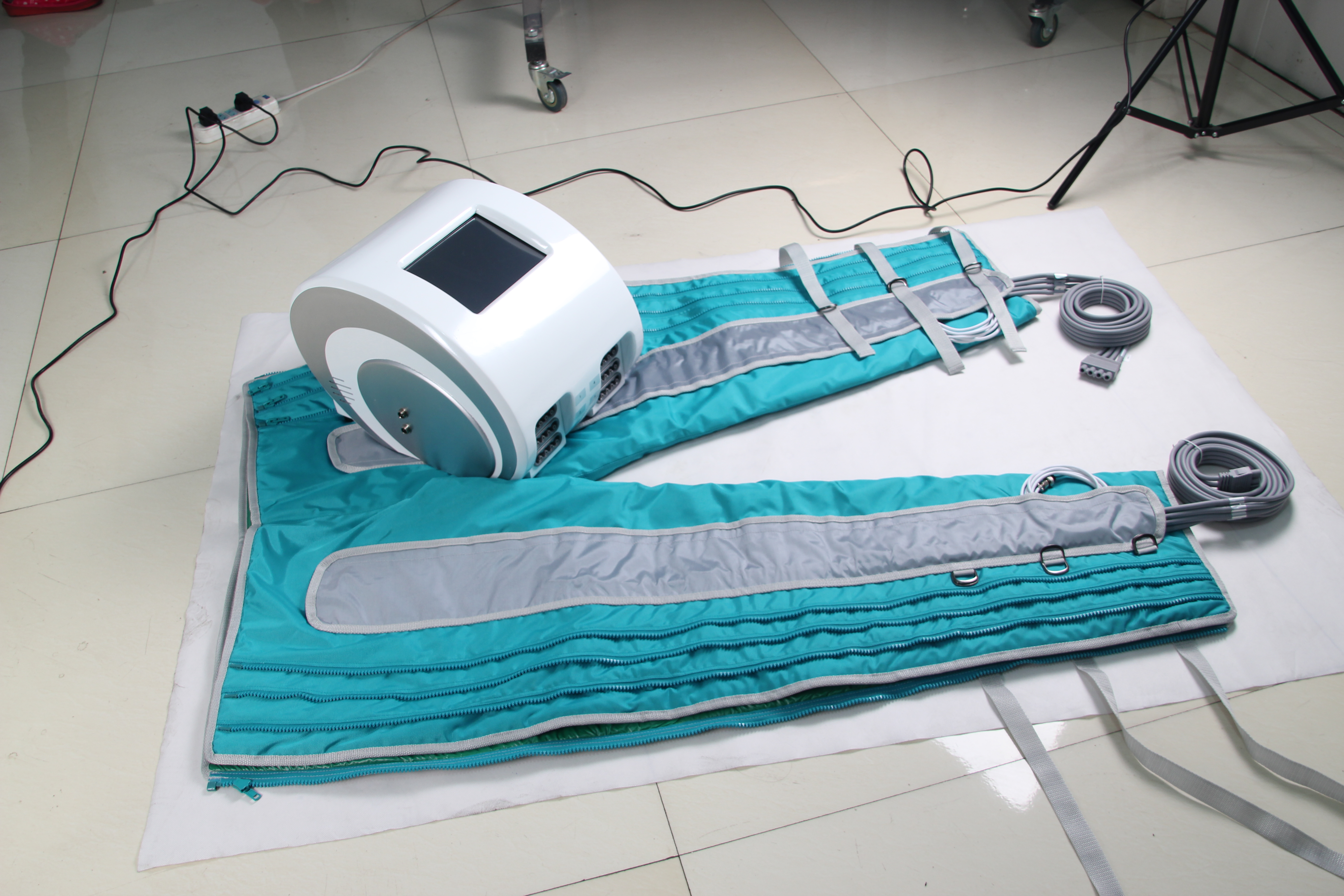 Hottest Pressotherapy Lymph Drainage Machine eyes massager Pressotherapy&Infrared&eyes massage 3 in 1-image-688978092