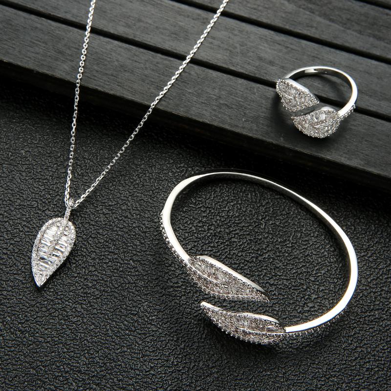 

Earrings & Necklace Luxury Leaf Shape Bangle Ring Sets Fashion Dubai Bridal Jewelry For Women Wedding Brincos Para As Mulheres S0720, Silver