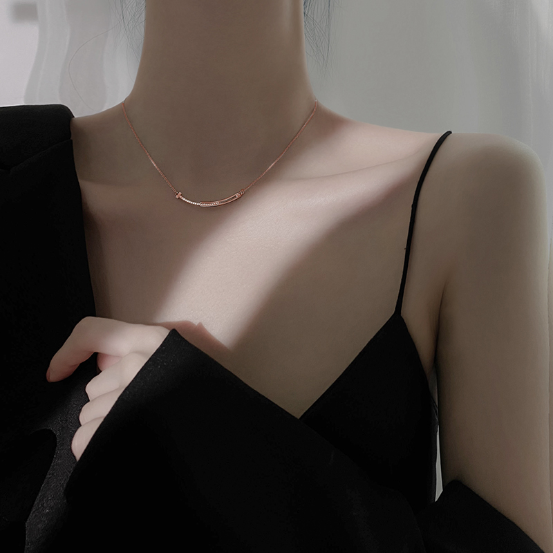 Design feeling necklace light luxury small act the role ofing is tasted necklace female xia contracted clavicle new chain-image-708894402
