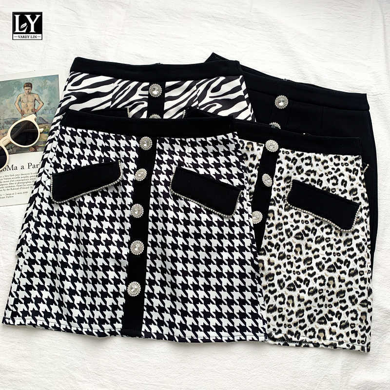 

LY VAREY LIN Summer Women High Waist Plaid Zebra Pattern Mini Skirts Female Casual Buttons Leopard Print Slim 210526