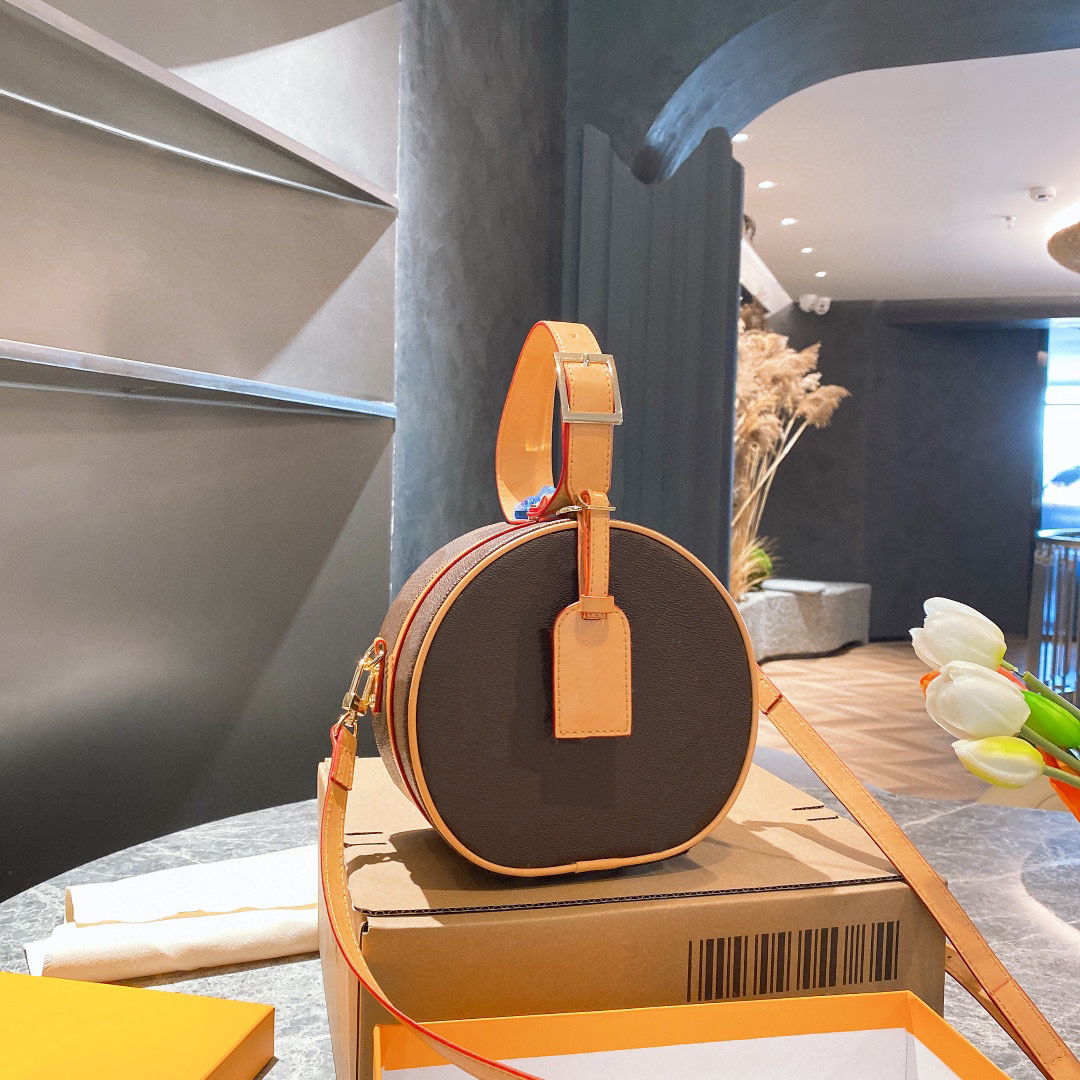 

Women's bag round cake slanting cross bady designer handbag fashion with letter printing classic shoulder bags high quality Wallet, Brown