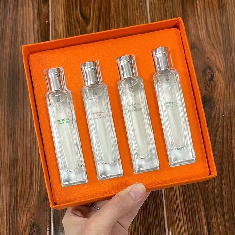 ensemble de parfum neutre 15ml 4 pièces parfums costume spray EDT sprays naturels agrumes notes fruitées aromatiques 1v1odeur charmante livraison