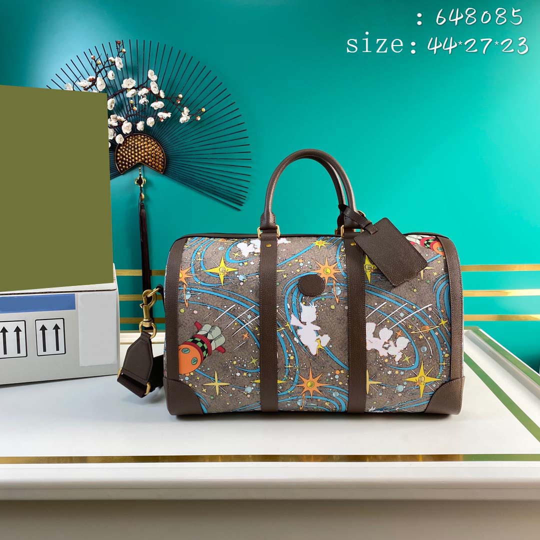 

2021 latest fashion luxurys designers bags, men and women shoulder bag, handbags, backpacks. Waist pack.top quality Real leather #648085